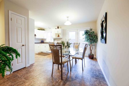 For Lease - 2635 Bateman Trail Unit# 48, London South, Ontario - Photo 2