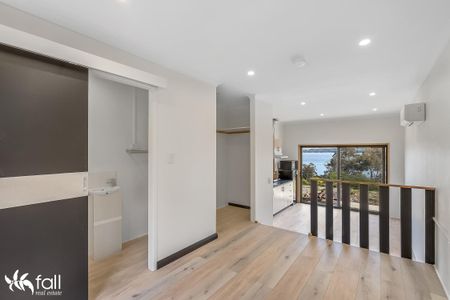 Granny Flat with Stunning Water Views - Photo 3