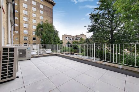 Boydell Court, St Johns Wood Park - Photo 3