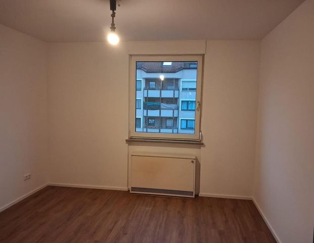 Moderne 3-Zimmer-Wohnung mit Südterrasse – Erstbezug nach Sanierung - Photo 1