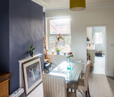 3 Bed Terraced House, Moorfield Road, M6 - Photo 3