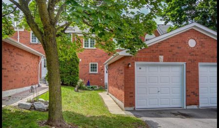 For Lease - 10 Bassett Boulevard Unit# 56, Whitby, Ontario - Photo 2