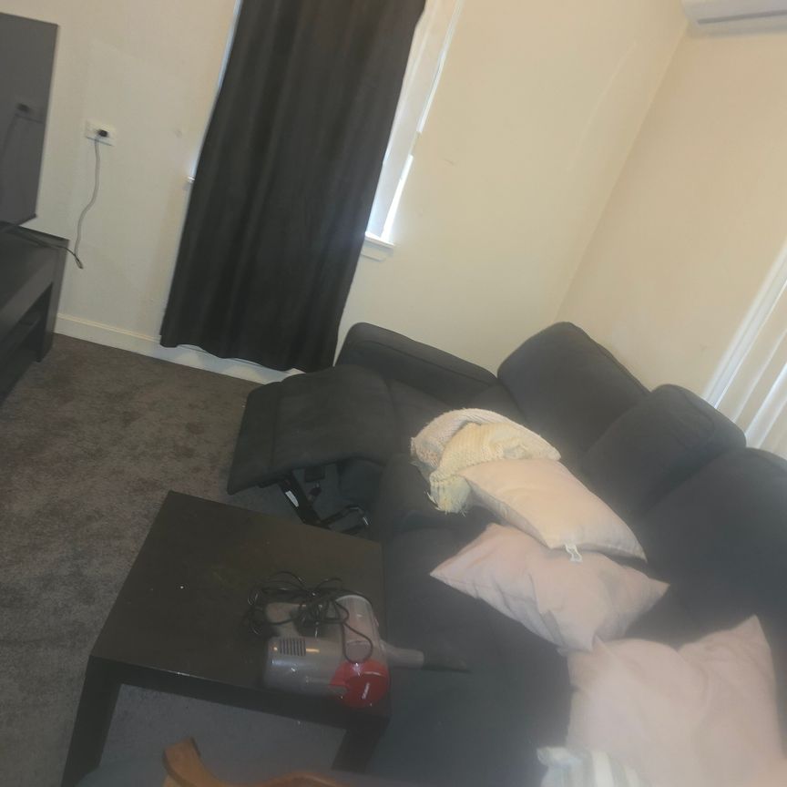 Heidelberg West - Photo 1