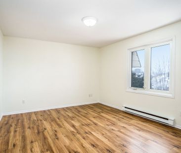 For Lease - 875 LAURIER Street Unit# 10, Clarence-Rockland, Ontario - Photo 5