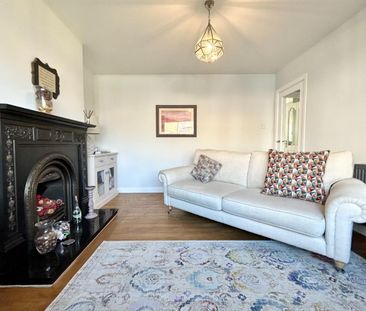 3 bedroom House To Let - Photo 2