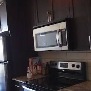 1 bedroom 1 bath sublet - Photo 3