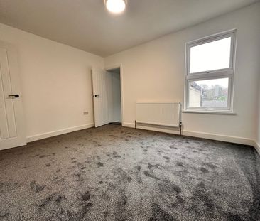 Corporation Road - Photo 2