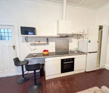 Studio B, 1/96 Grey Street, St Kilda - Photo 5
