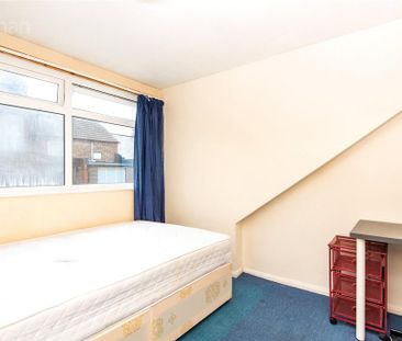 5 bedroom terraced house to rent - Photo 2