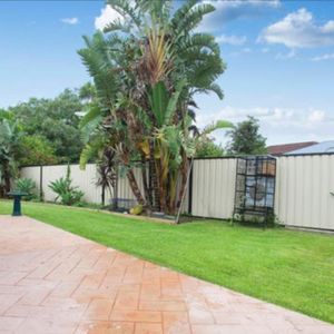 18B Fifth Avenue Port Kembla - Photo 2