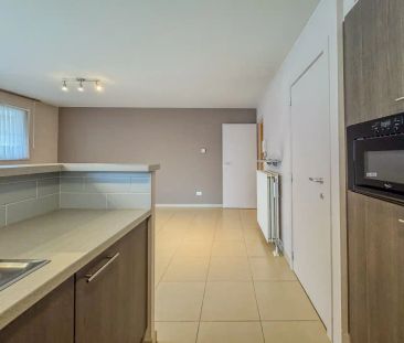 Gelijkvloers appartement met 2 slaapkamers in het centrum. - Foto 3