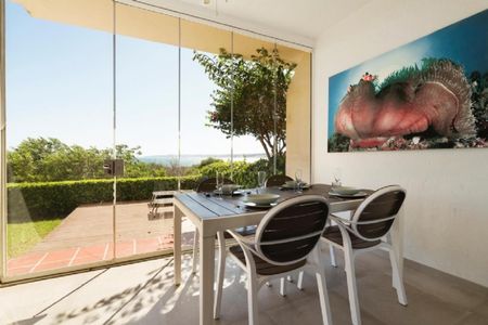 2 Bedroom Apartment For Rent in Estepona, Málaga - Photo 5