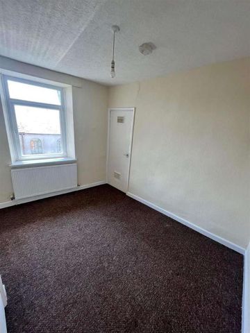 Station Terrace, Bedlinog, CF46 - Photo 5