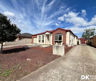 Ideal Family Home in Tarneit - Photo 5