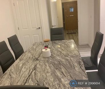 1 bedroom in a house share to rent - Photo 5