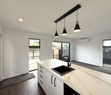 57 Dampier Street, Woolston - Photo 6