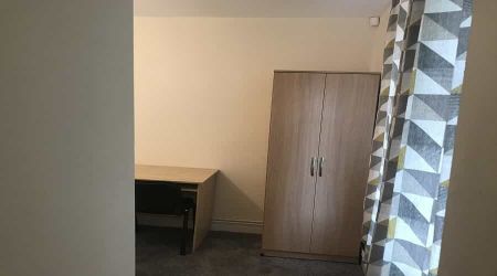 2 Bed Flat, North Hill Road, LS6 - Photo 4