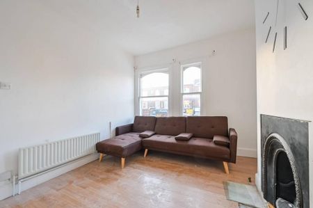 5 bedroom flat to rent - Photo 2