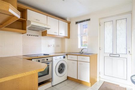 1 bedroom terraced house to rent - Photo 5