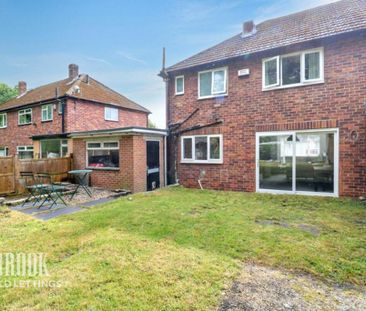 3 bedroom semi-detached house to rent - Photo 6