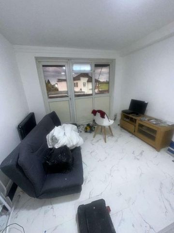 Hunsdon Close, Dagenham, RM9 - Photo 5