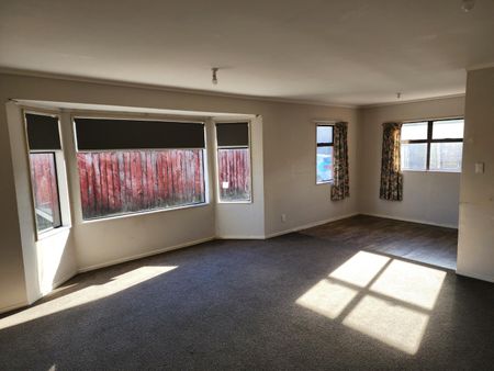 Waterloo Living - Photo 5