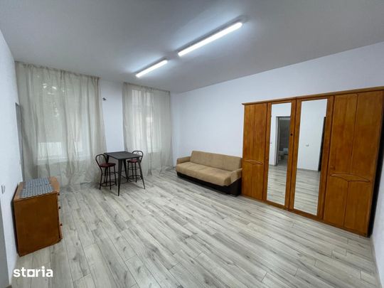 Inchiriere apartament 2 camere zona Victoriei - Photo 1