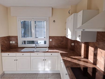 Location Appartement 4 pièces 113m² - Photo 5