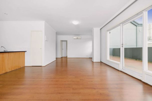 2Bedrooms, 1Bathrooms - Photo 1