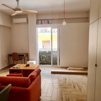 Ανακαινισμένο Επιπλωμένο Studio 32 τ.μ., 70μ. από Μετρό, Κλιματισμός, Ιδανικό για Φοιτητές, Κεντρικό Σημείο, € 520, 32 τ.μ. - Photo 1