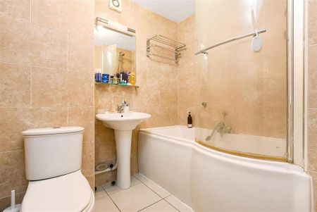 1 bedroom flat to rent - Photo 4