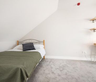 3 bedroom terraced house to rent - Photo 5