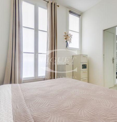 Appartement • Saint Philippe du Roule - Photo 4