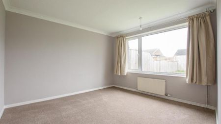 2 bedroom bungalow to rent - Photo 3