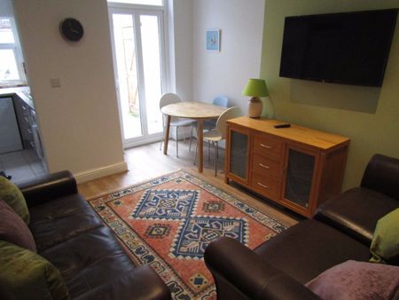 Odsey St, Kensington. - Photo 2