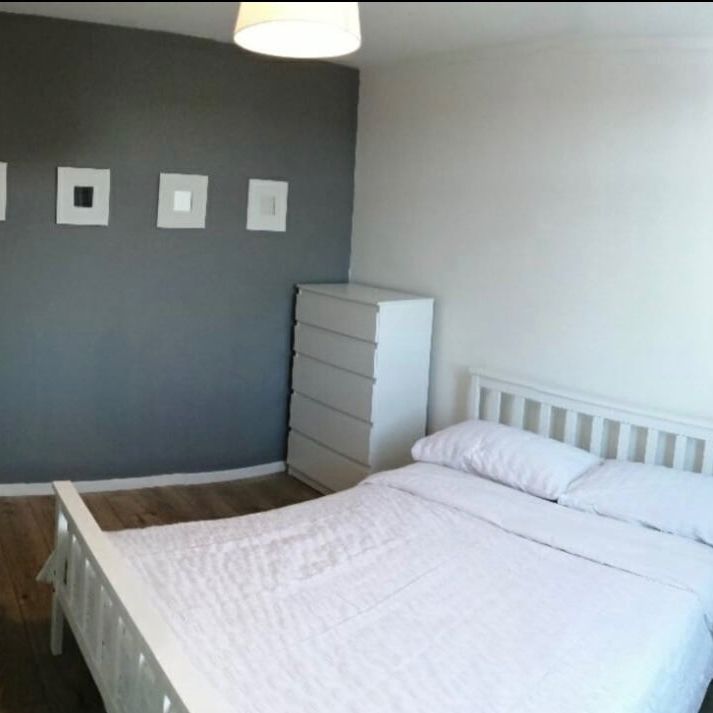 Room in a Shared House, Guildford Avenue, S2 - Photo 1