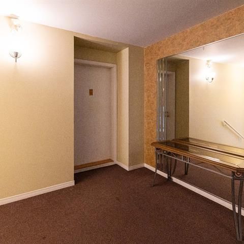 6361 20e Avenue - Photo 1
