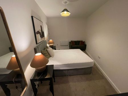 2 bedroom apartment to rent - Photo 4