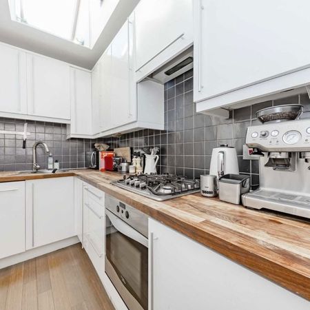 Ferndale Road, SW4 7RU, London - Photo 3