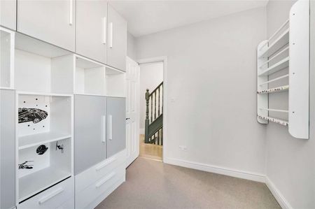 Vanderbilt Road, London, SW18 3BQ - Photo 5