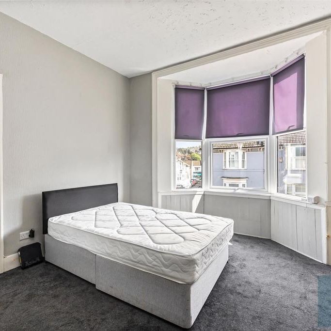 5 bedroom house share to rent - Photo 1