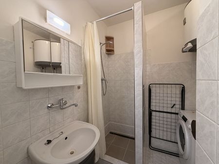 Pronájem bytu 1+kk 26 m² - Photo 4