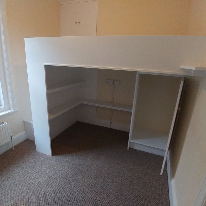 1 bedroom house to rent Lawrence Road, Southsea, Hampshire, PO5 - Photo 1