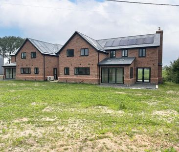 4 bedroom detached house to rent - Photo 5