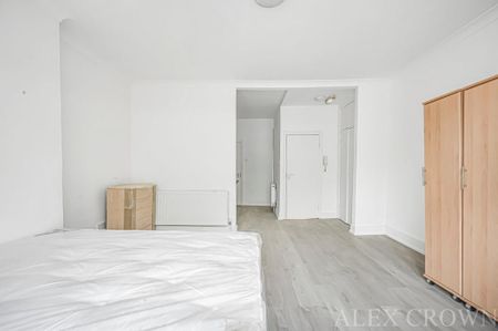 Studio to rent - Photo 3