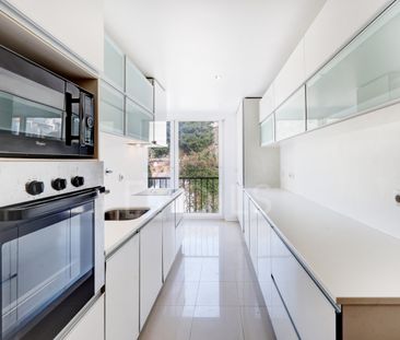 Apartamento T2 com 2 lugares de garagem, na Rua Luciano Cordeiro - Photo 2