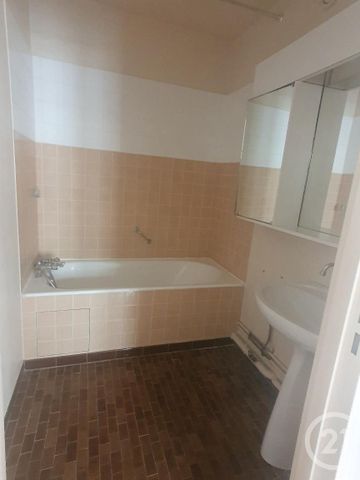 Location Appartement 1 pièce 30m² FONTAINEBLEAU 77300 - Photo 5