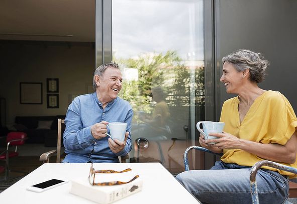 Top modernisierte Erdgeschoss-Wohnung mit großem Wohnzimmer - Photo 1