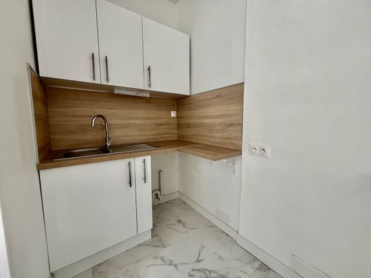 Location Appartement 1 pièce 19m² - Photo 1