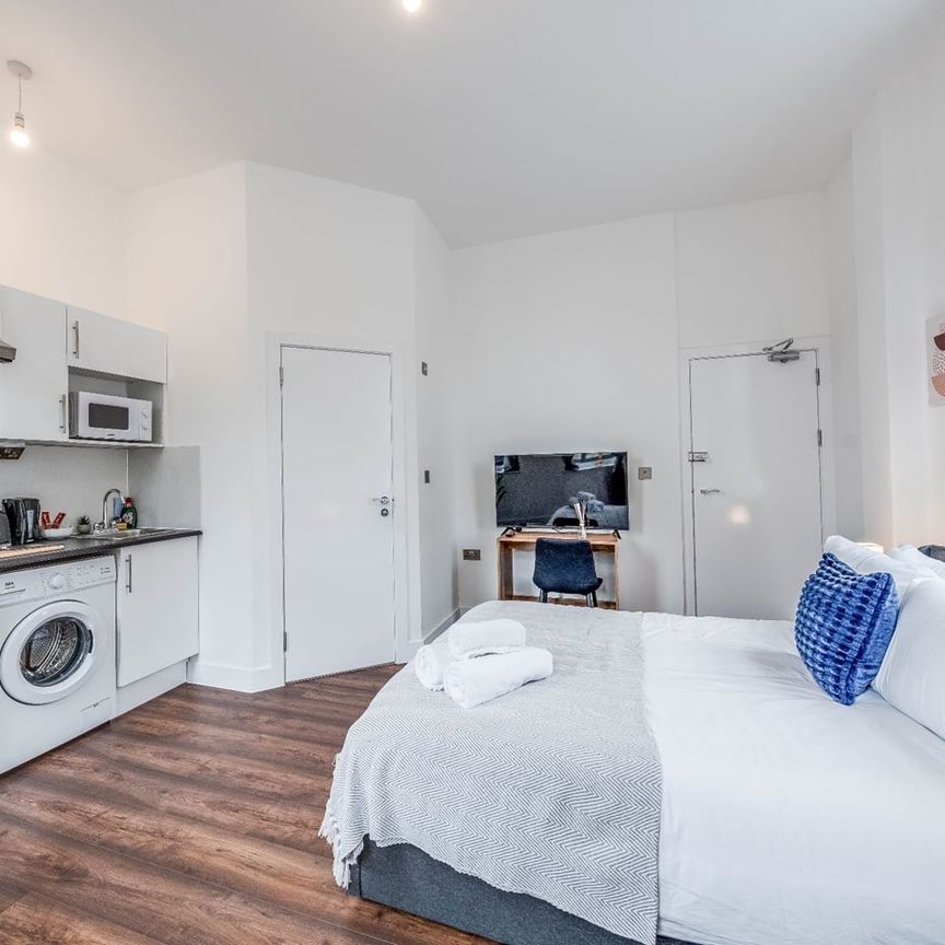 Studio Flat, Denmark Hill, SE5 - Photo 1